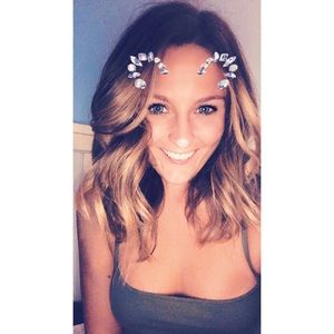 Meet your Posher, Abigail